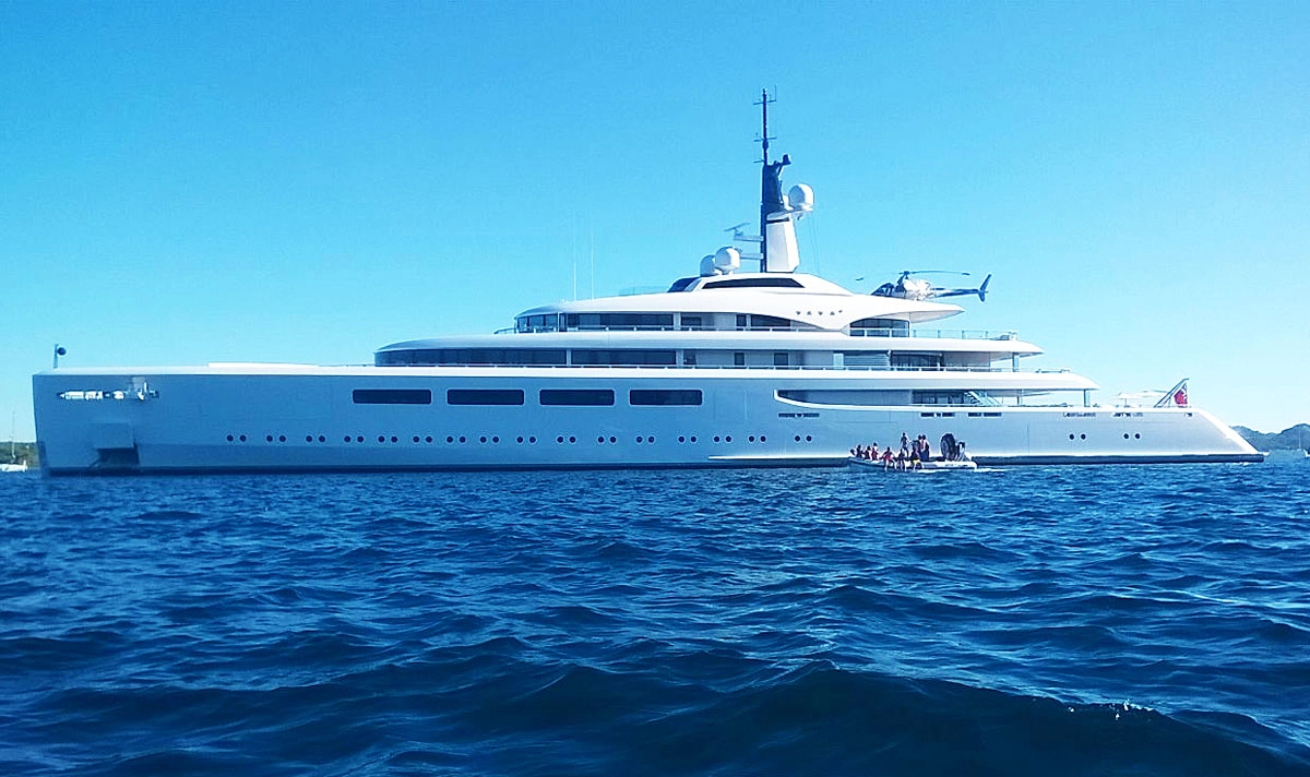 mega yacht vava