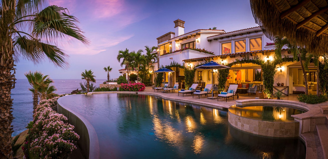 Oceanfront estate in Los Cabos at dusk