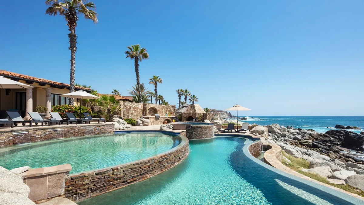 Oceanfront residence in Los Cabos