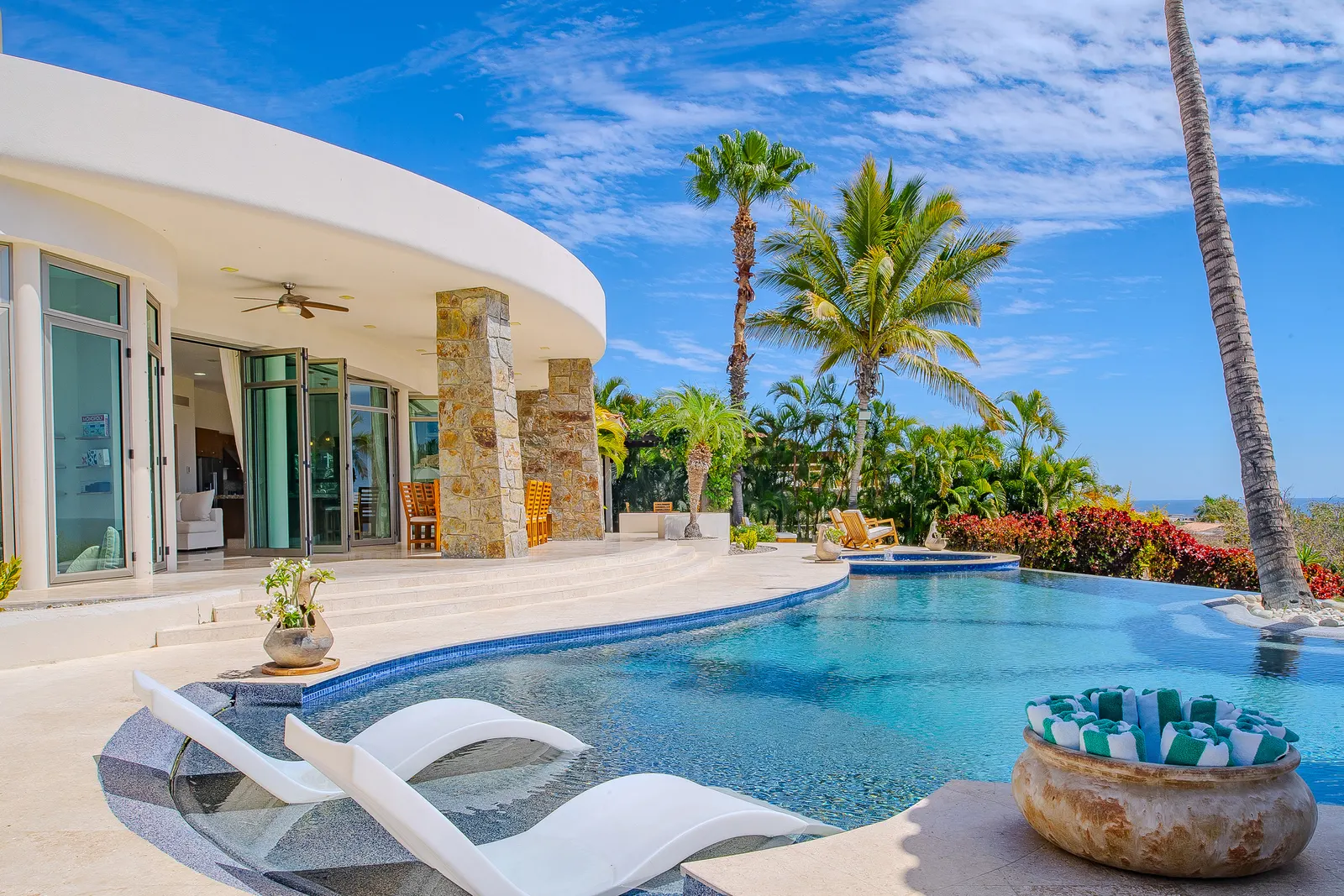 Pool terrace of a villa in Fundadores, Puerto Los Cabos